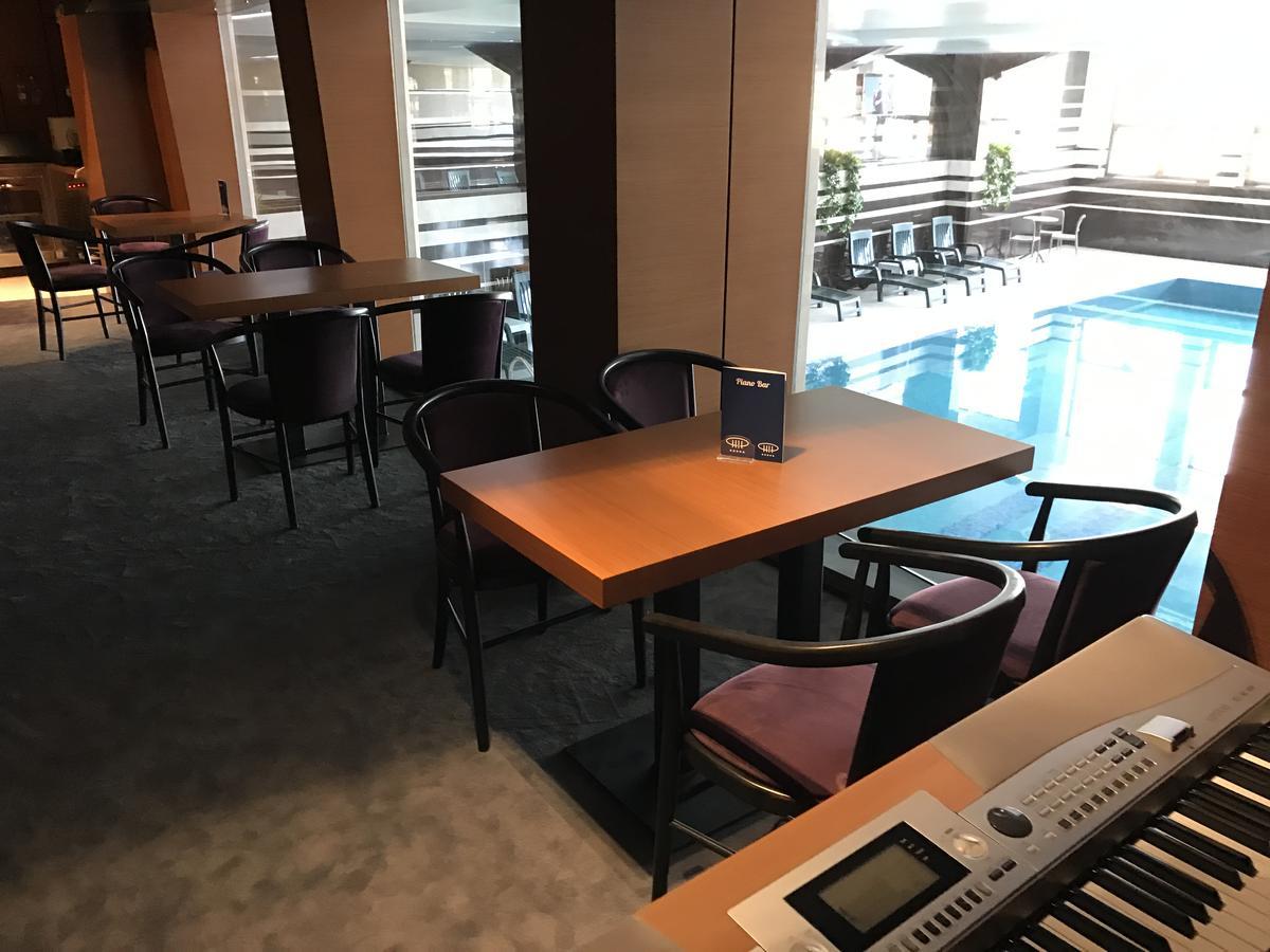 Hotel International Prishtina & Spa Pristina Eksteriør billede