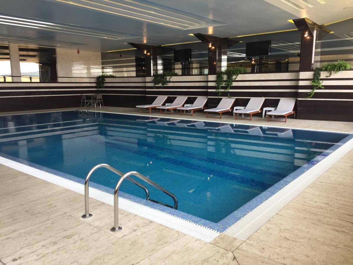 Hotel International Prishtina & Spa Pristina Eksteriør billede