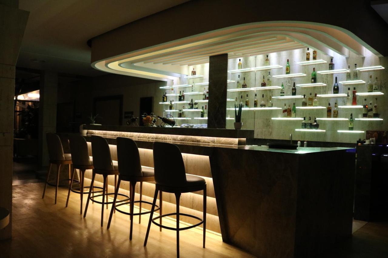 Hotel International Prishtina & Spa Pristina Eksteriør billede